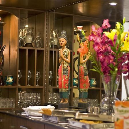 Red Maple Bed & Breakfast New Delhi Ngoại thất bức ảnh