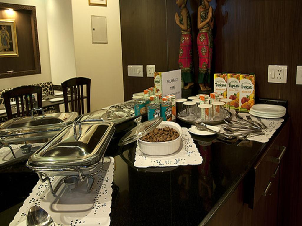 Red Maple Bed & Breakfast New Delhi Ngoại thất bức ảnh