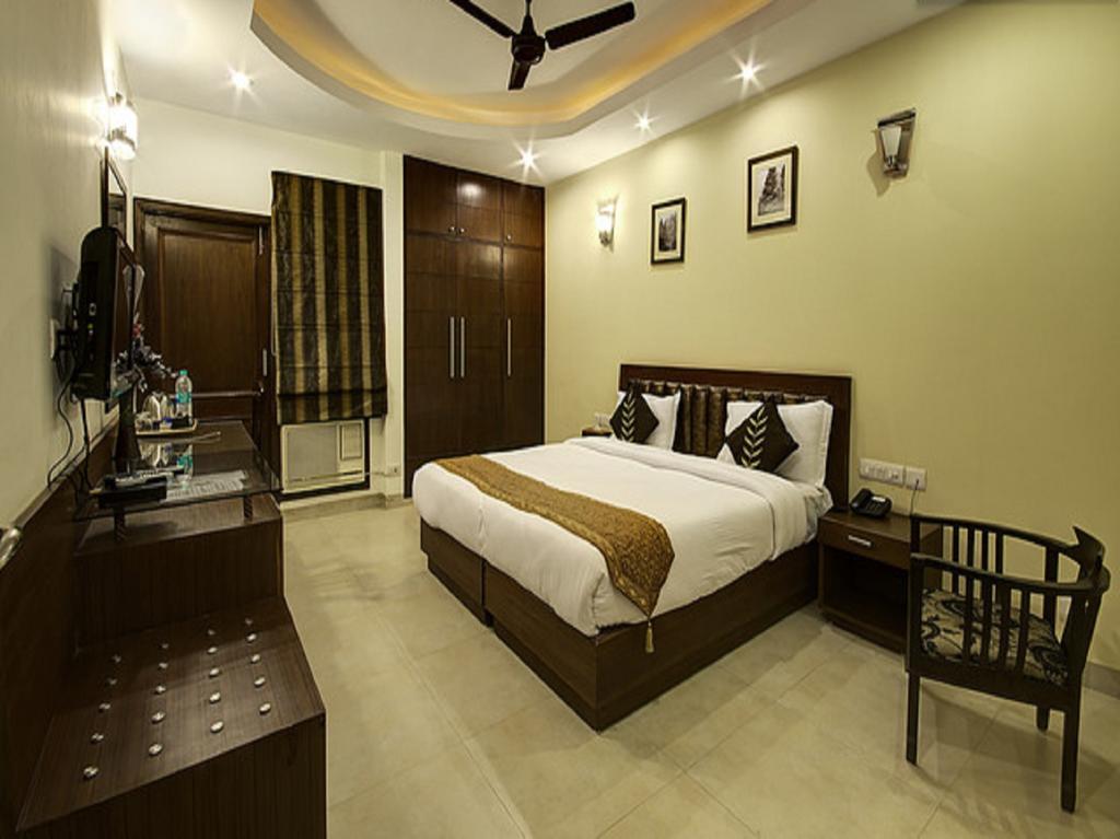 Red Maple Bed & Breakfast New Delhi Ngoại thất bức ảnh
